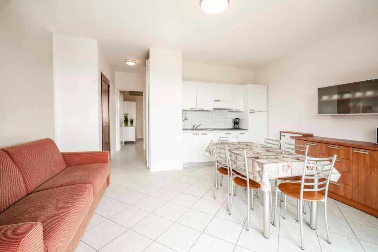 Apartment in Manerba del Garda 22048 Exterior foto